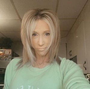 Meet your Posher, Paula